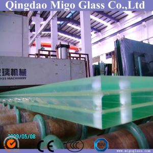 זכוכית למינציה שקופה וצבעונית